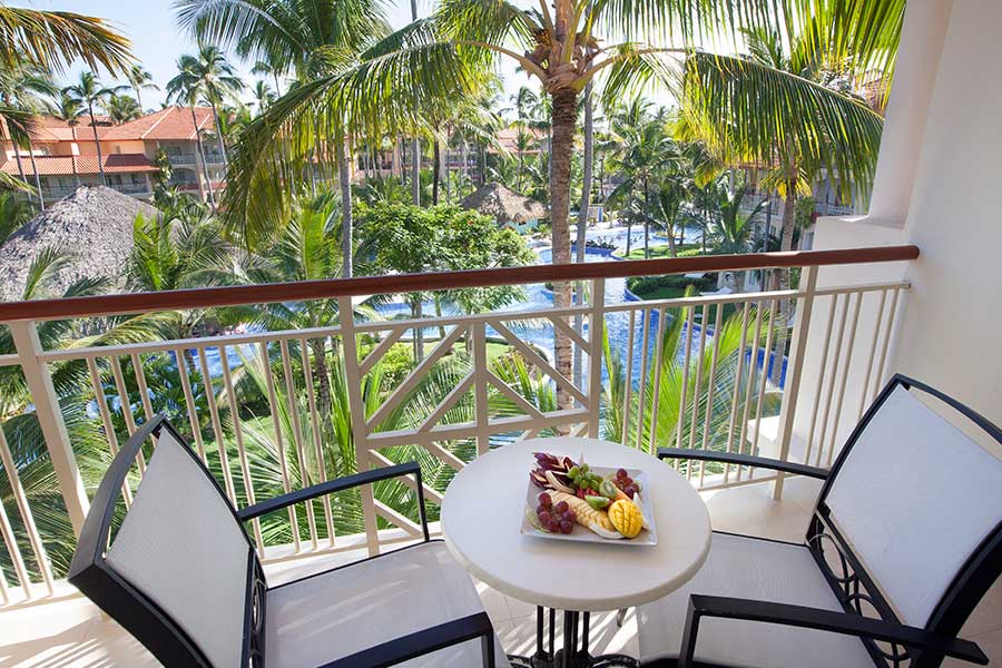 Terraza amueblada con hermosas vistas