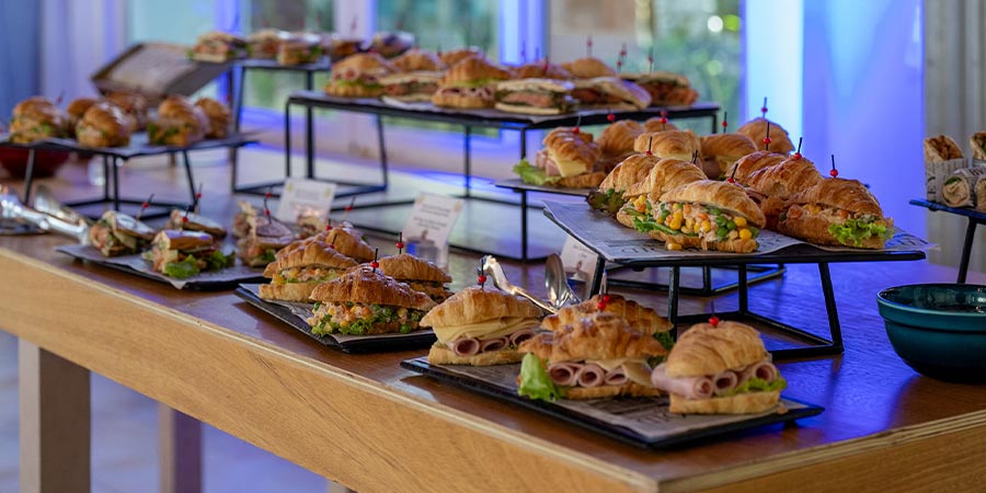 menus guide majestic resorts